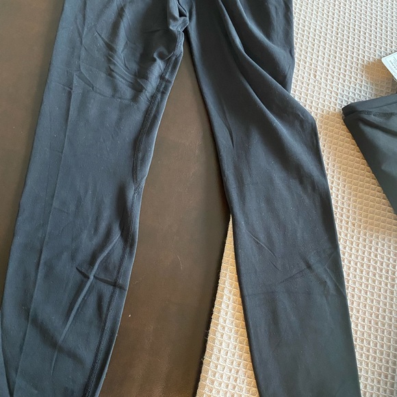 New Lululemon leggings - Picture 3 of 4